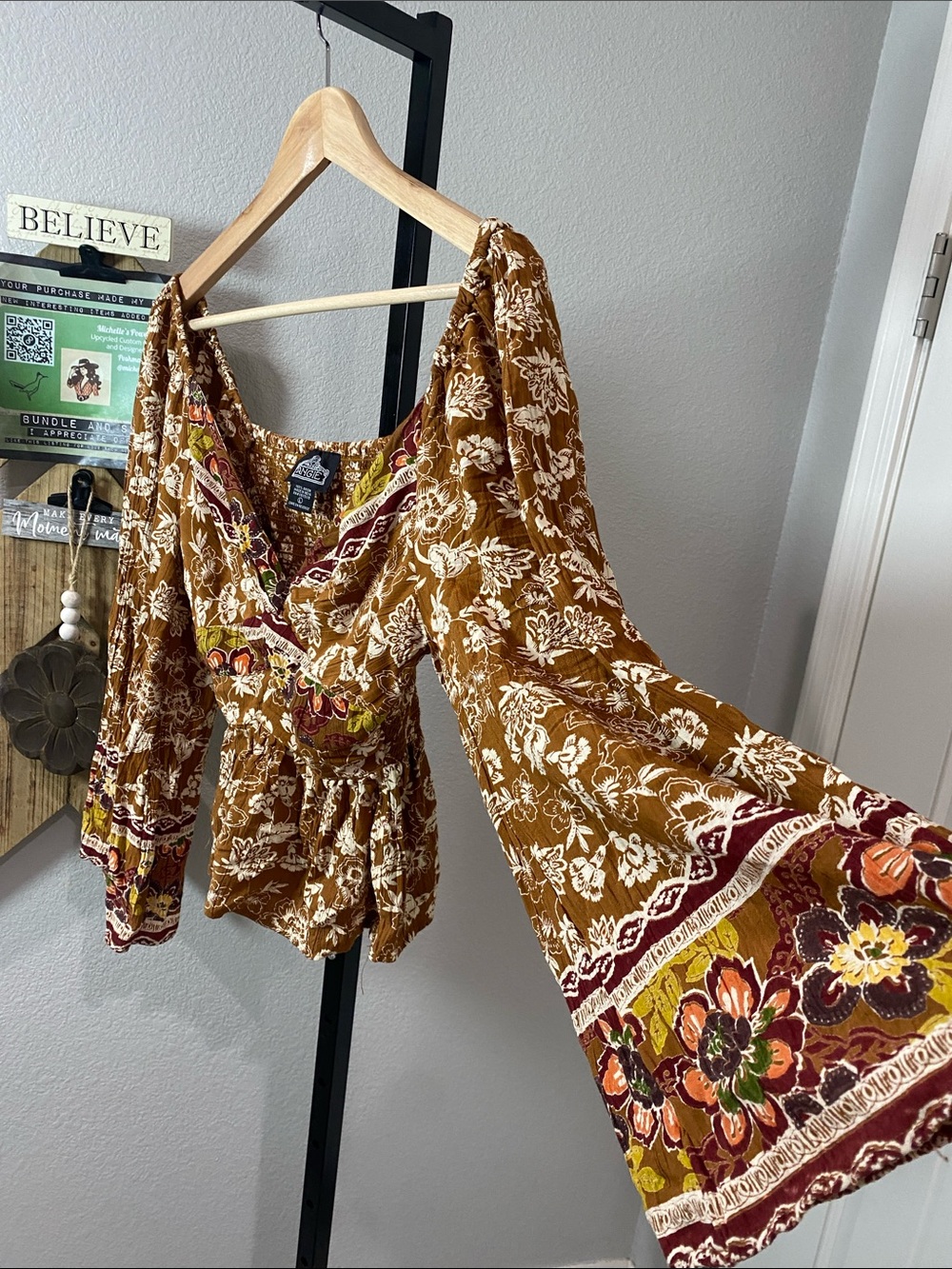 Angie Mustard Floral Peasant Blouse with Border Print🌵🌼beautiful! SzL - Picture 4 of 5